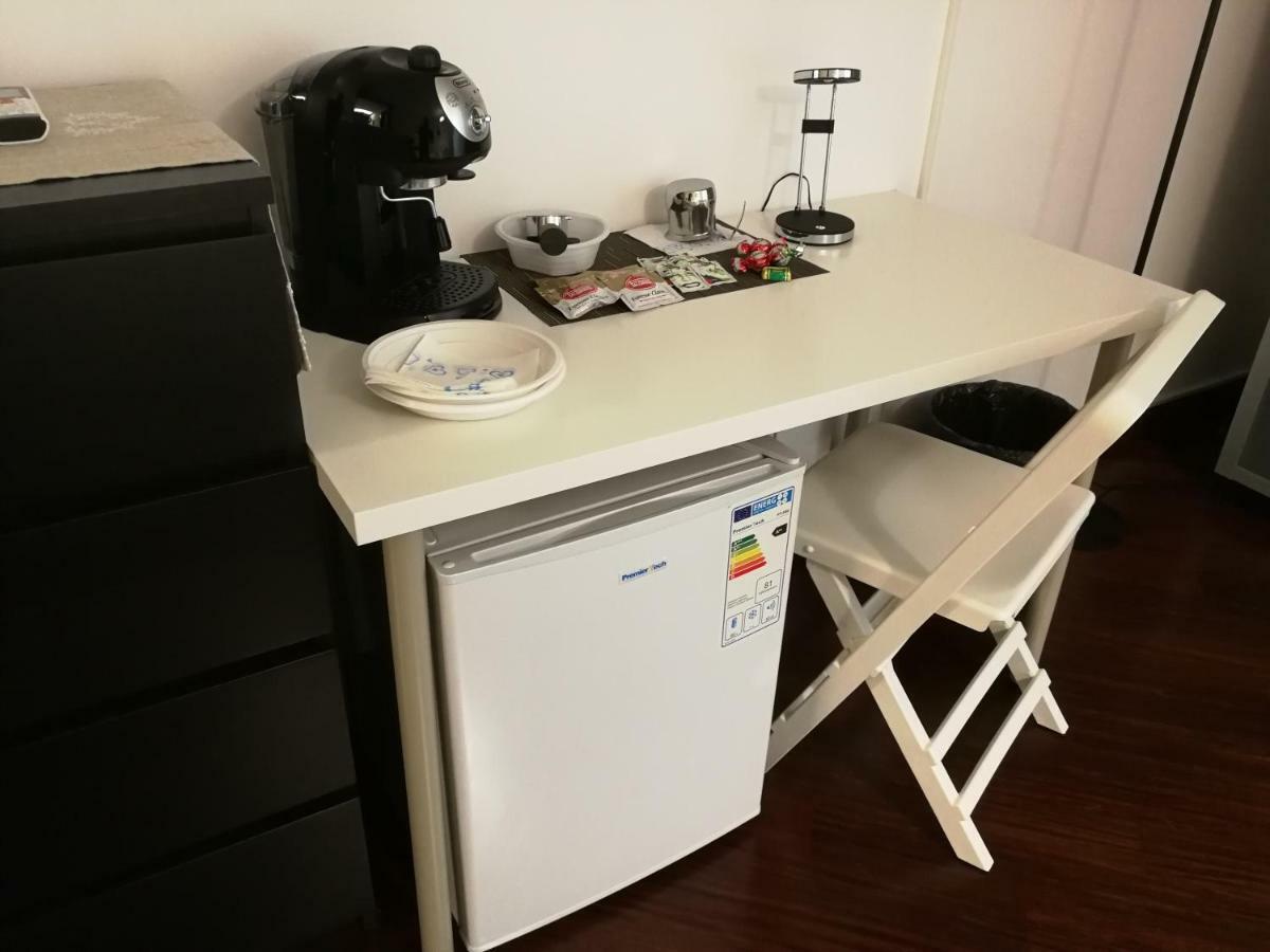 A Casa Di Sara Ermy Panzió Bari Kültér fotó